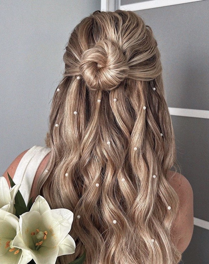 PROM HAIRSTYLES