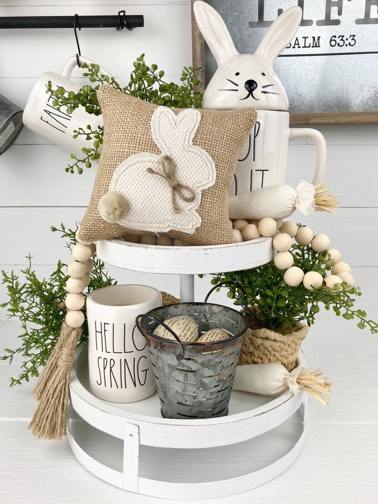 EASTER TIERED TRAY DECOR IDEAS