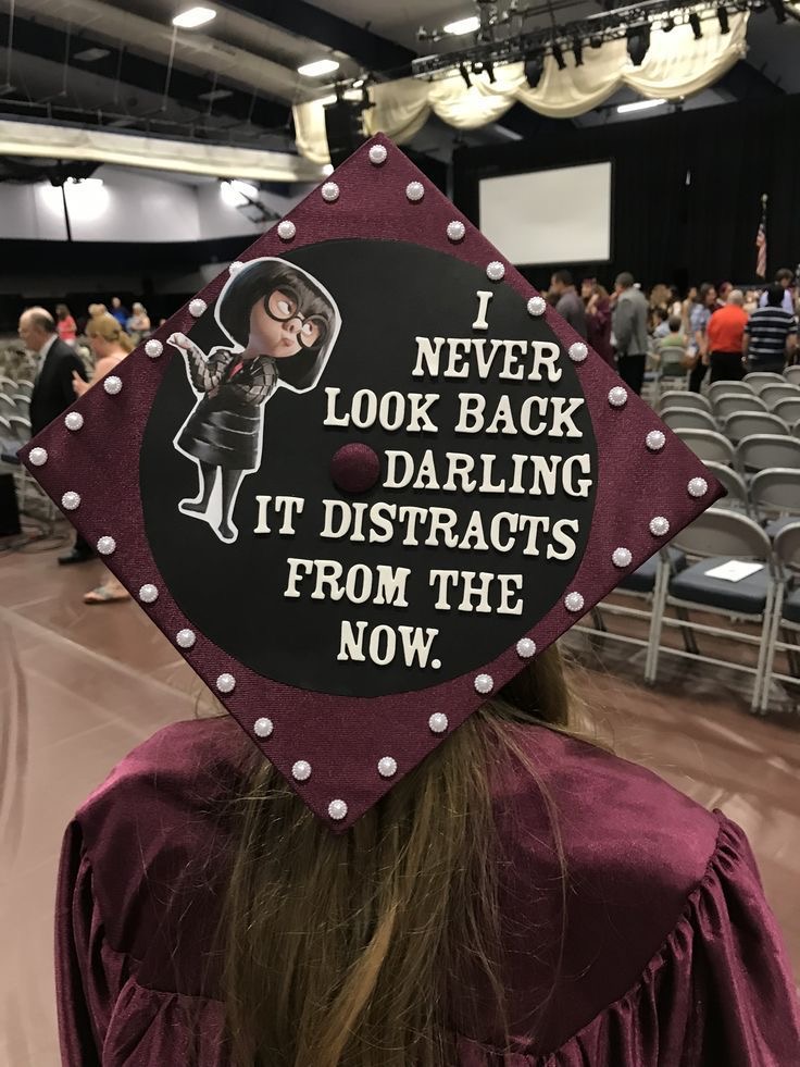 GRADUATION CAP DESIGNS