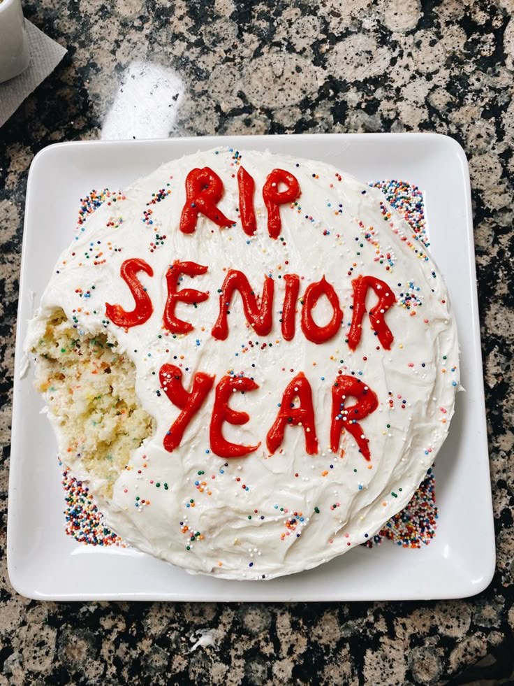 graduation-cake-ideas