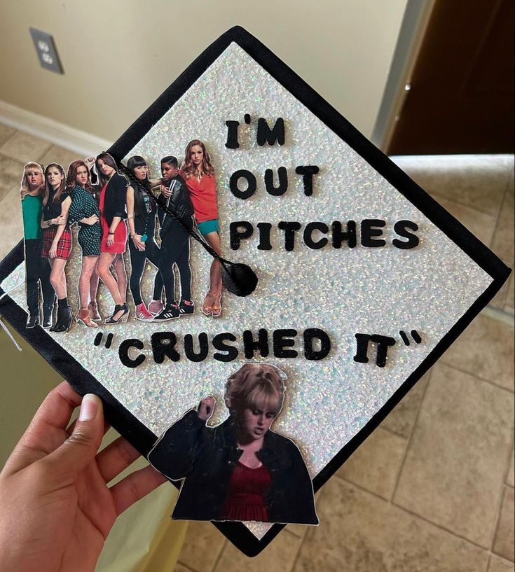 GRADUATION CAP DESIGNS