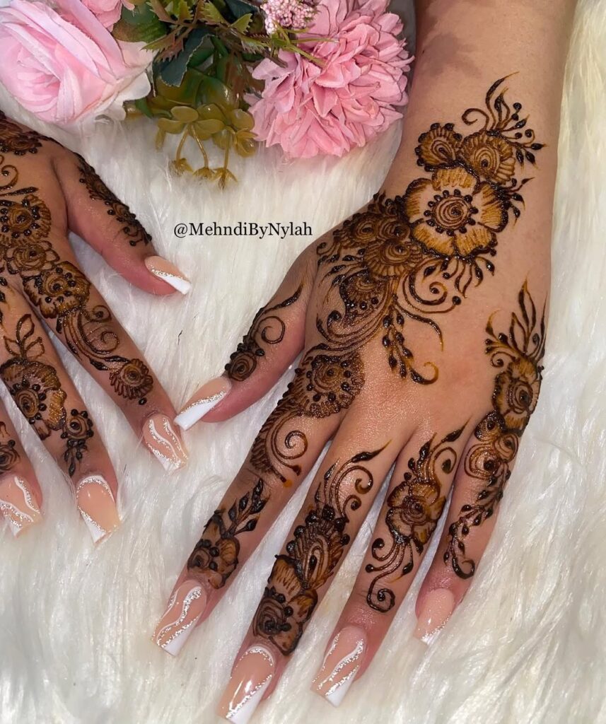 TRENDY MEHNDI DESIGNS