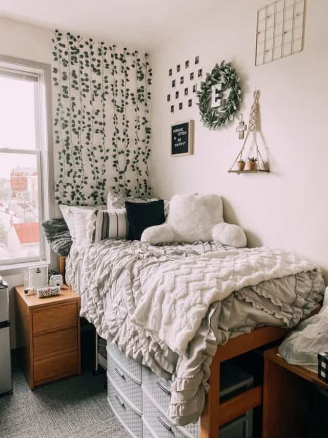 37 INSANELY CUTE AND CREATIVE DORM ROOM IDEAS - Stylin by Sarita