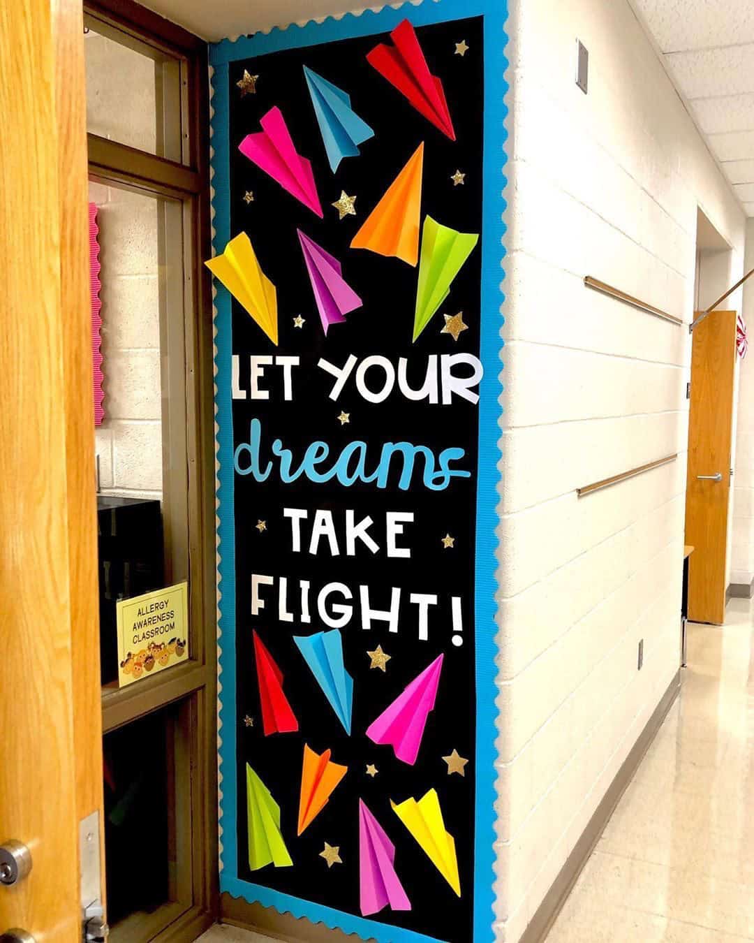 41 BEST CLASSROOM DOOR IDEAS FOR BACK TO SCHOOL - Stylin by Sarita