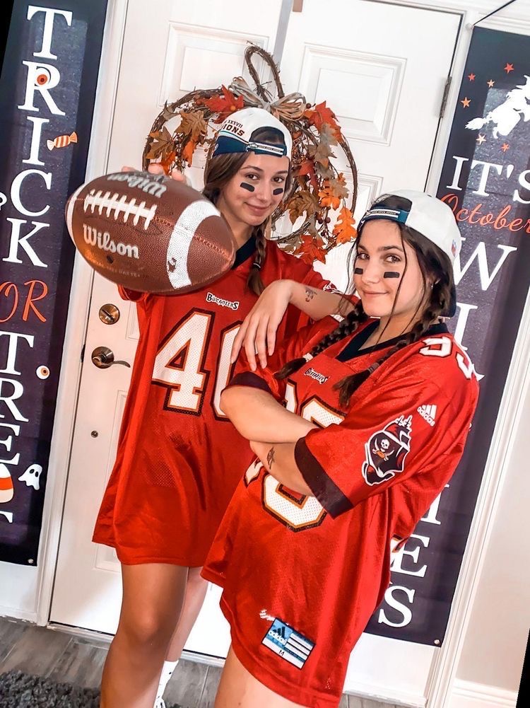 college Halloween costume ideas