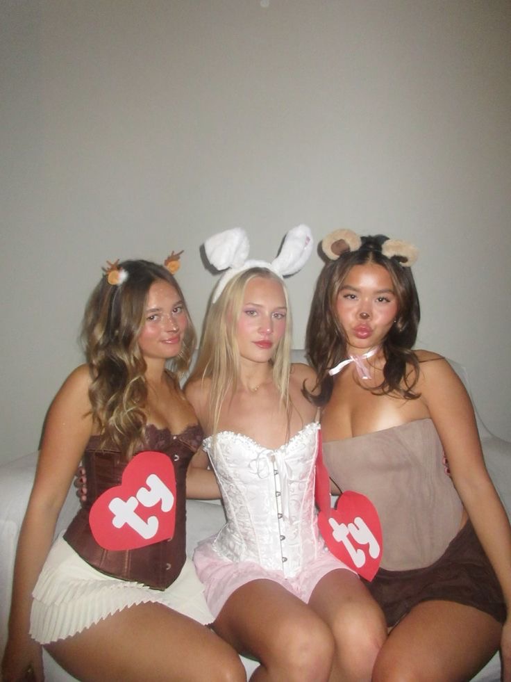 trio Halloween costume ideas