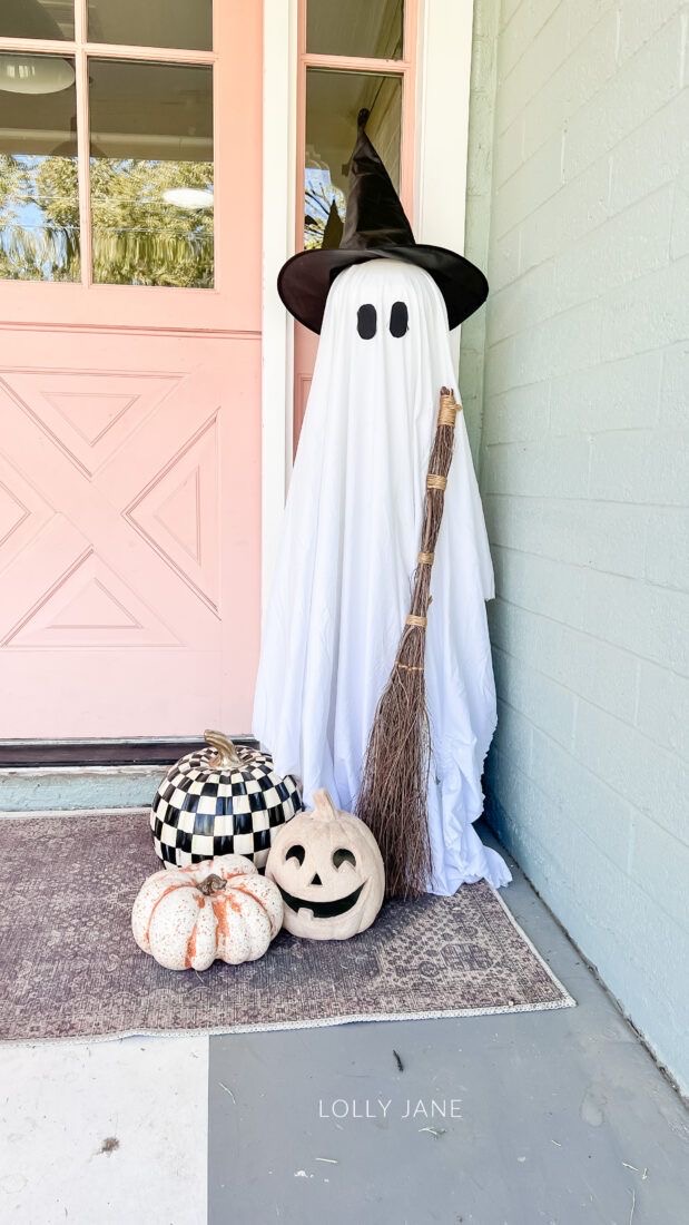 37 BEST DIY HALLOWEEN DECORATIONS THAT ARE CHEAP
