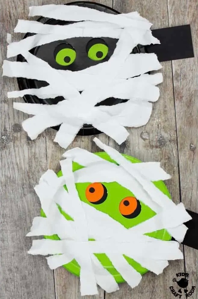 HALLOWEEN CRAFTS FOR KIDS