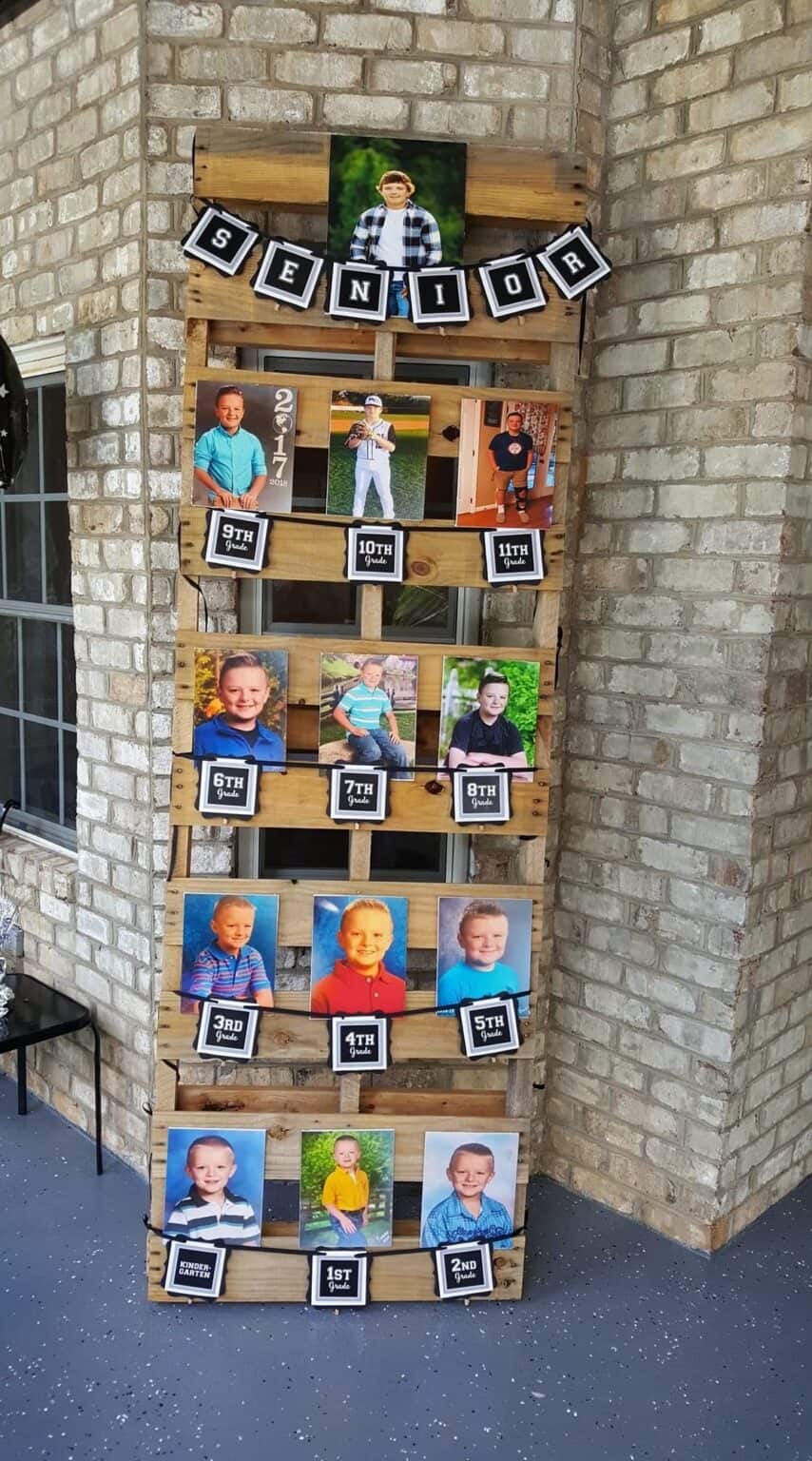 Graduation Library Display 30 CREATIVE GRADUATION PICTURE DISPLAY IDEAS - Stylin by Sarita