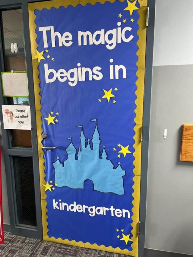 30+ SUPER CUTE BACK TO SCHOOL CLASSROOM DOOR IDEAS - Stylin by Sarita